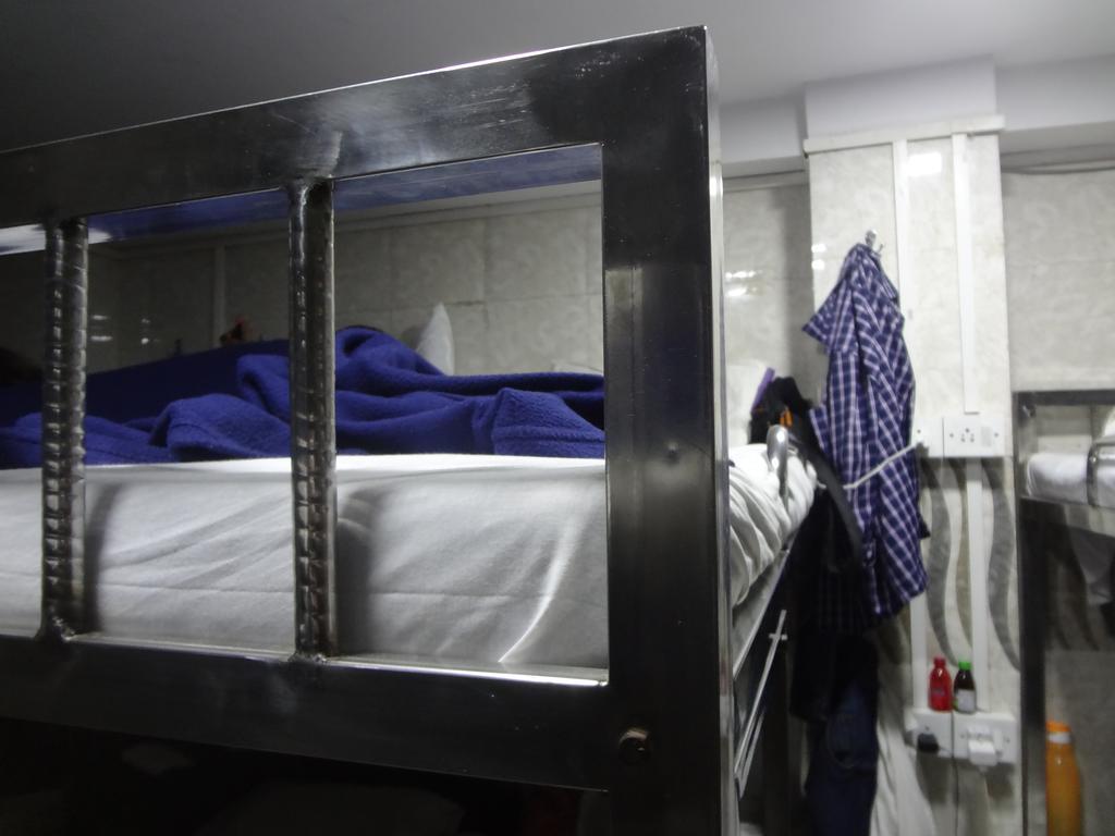Aashiyana Dormitory - Mumbai — Photos 2